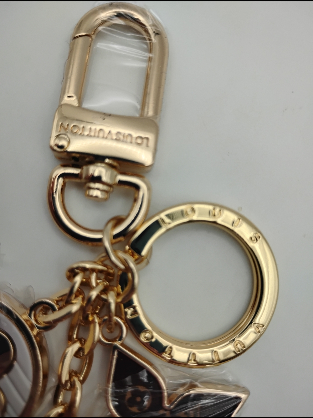 Louis Vuitton Pink and Gold Monogram Key Charm - Picture 4 of 10